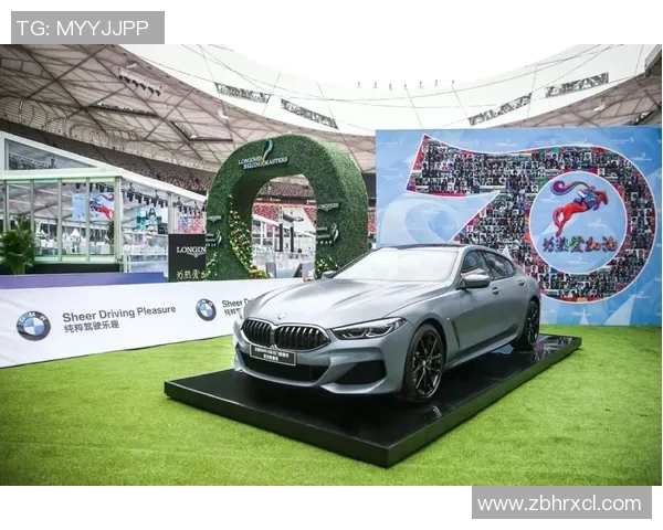 宝马足球明星i7广告展现运动激情与豪华科技的完美结合